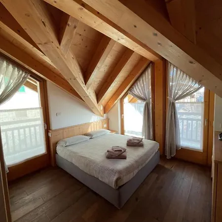 Mansarda Tresero- Residenza Vallecetta 2 Piatta